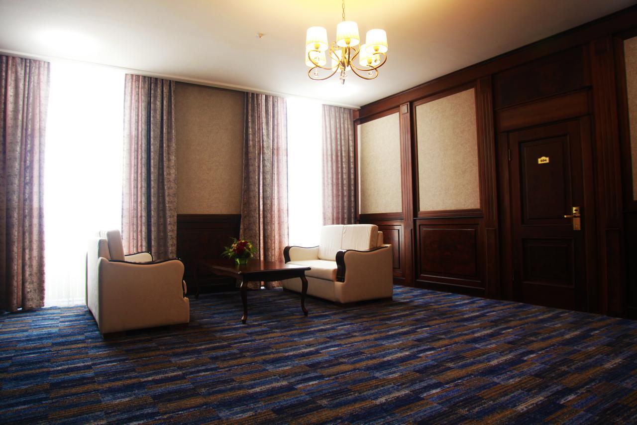 Karagat Hotel Karakol Eksteriør bilde