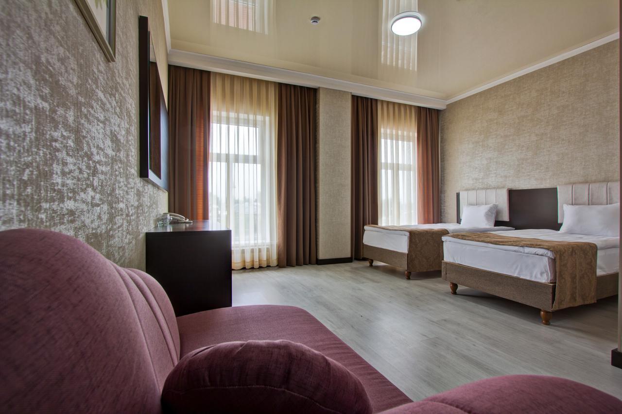 Karagat Hotel Karakol Eksteriør bilde