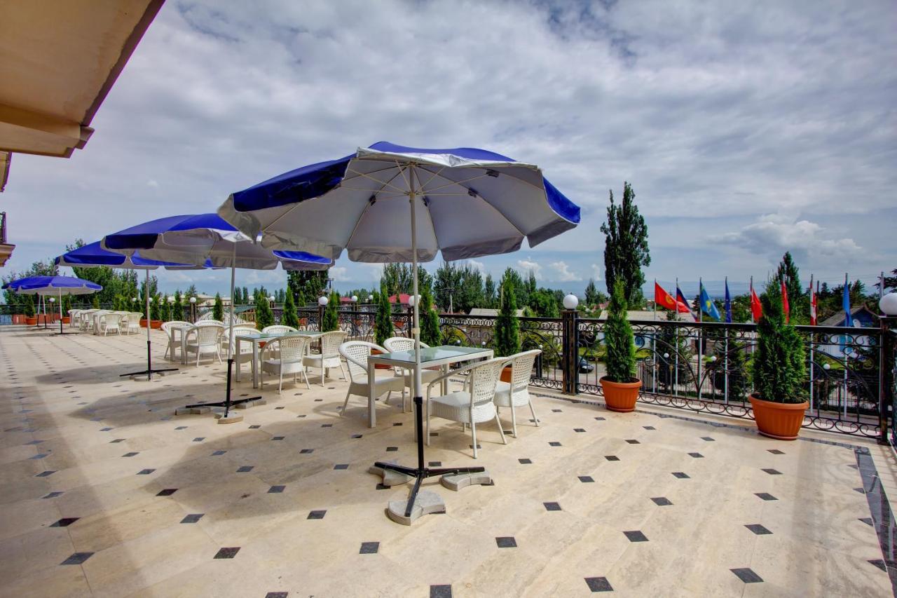 Karagat Hotel Karakol Eksteriør bilde