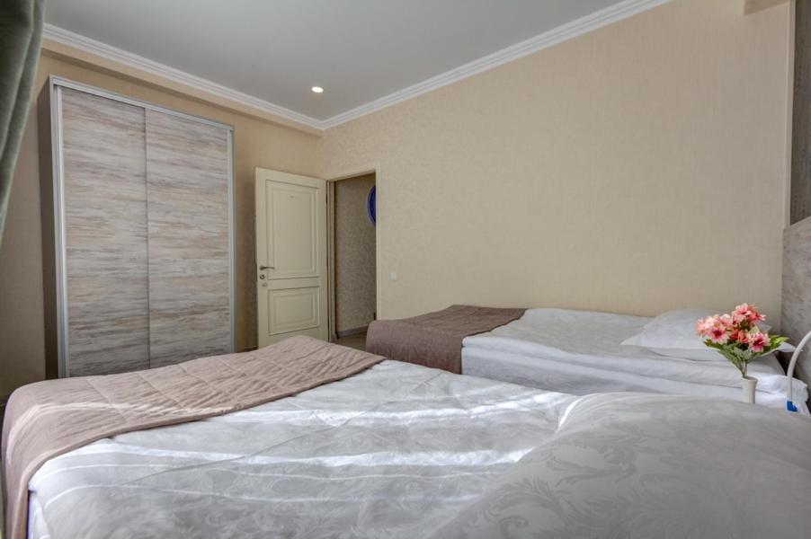 Karagat Hotel Karakol Eksteriør bilde