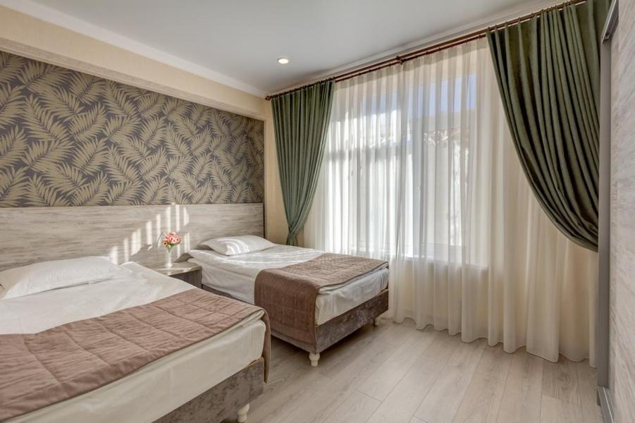 Karagat Hotel Karakol Eksteriør bilde