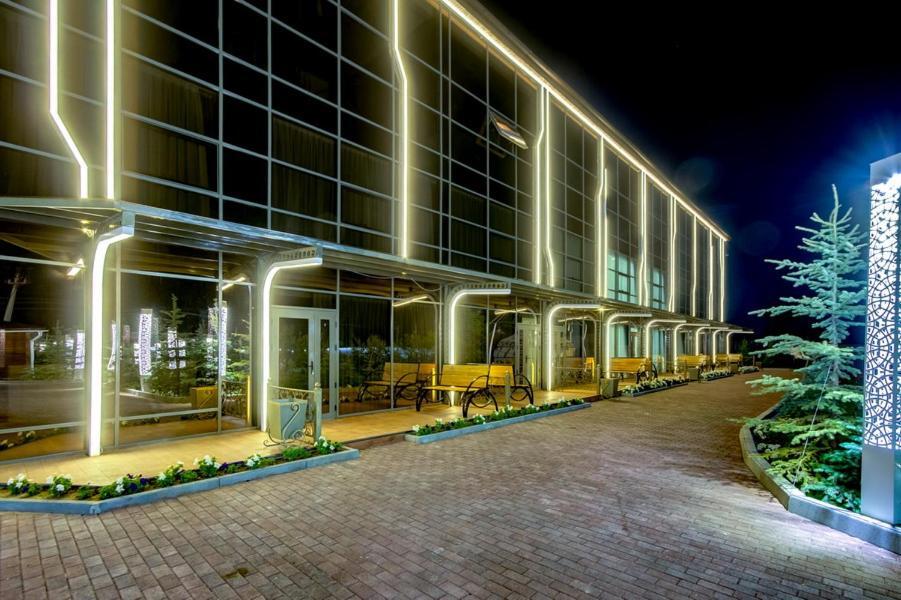 Karagat Hotel Karakol Eksteriør bilde